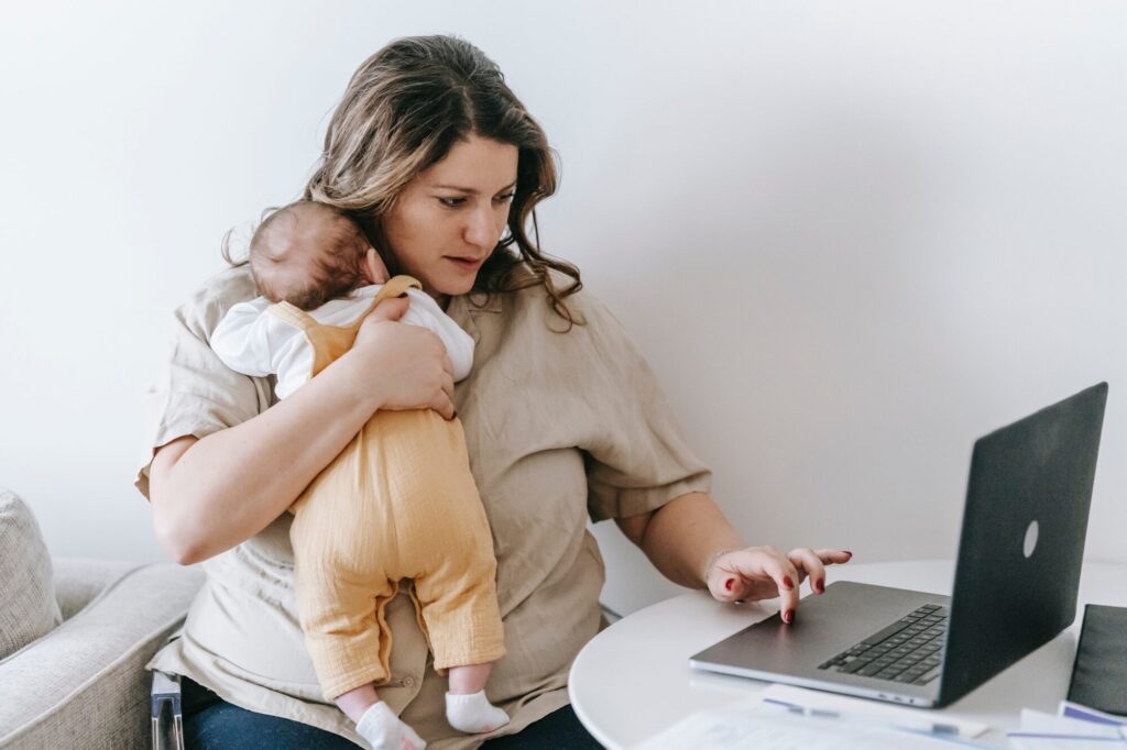 thuisblijfmoeder werken met baby